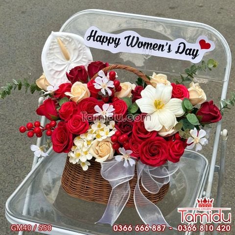 Giỏ Mây Hoa Hồng Sáp Cao Cấp