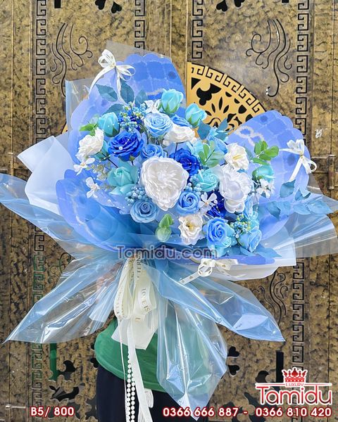 Bó Hoa sáp Cánh Bướm Xòe hotrend B5