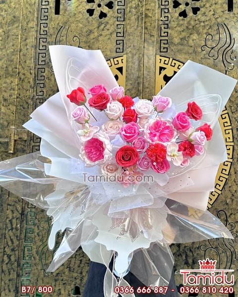 Bó Hoa sáp Cánh Bướm Xòe hotrend B7