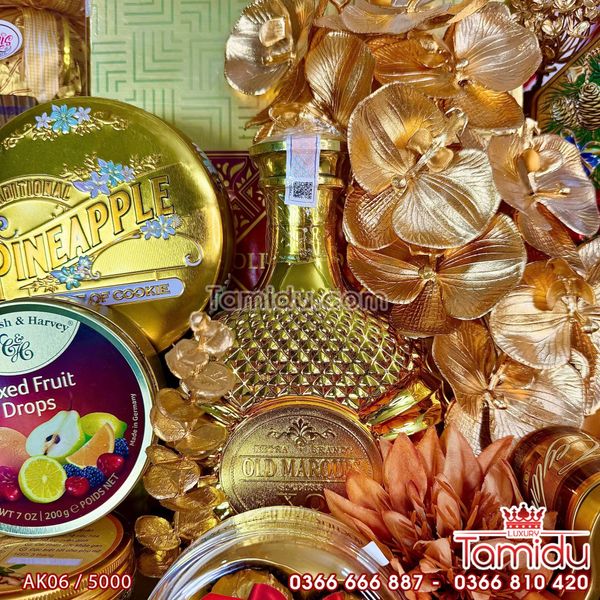 Giỏ Quà Tết Hoàng Kim - Sang Trọng Đẳng Cấp, Tràn Đầy May Mắn