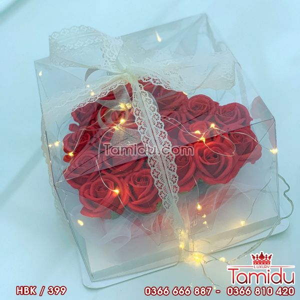 HỘP HOA HỒNG SÁP THƠM LUNG LINH NHẤT - TÂM ĐIỂM THU HÚT MỌI ÁNH NHÌN