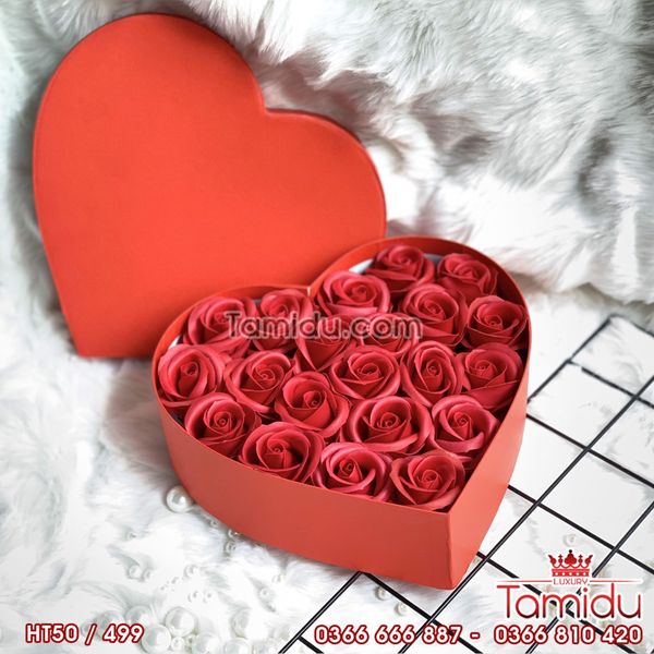 Hộp Hoa Sáp Thơm Trái Tim 50 Bông Cao Cấp