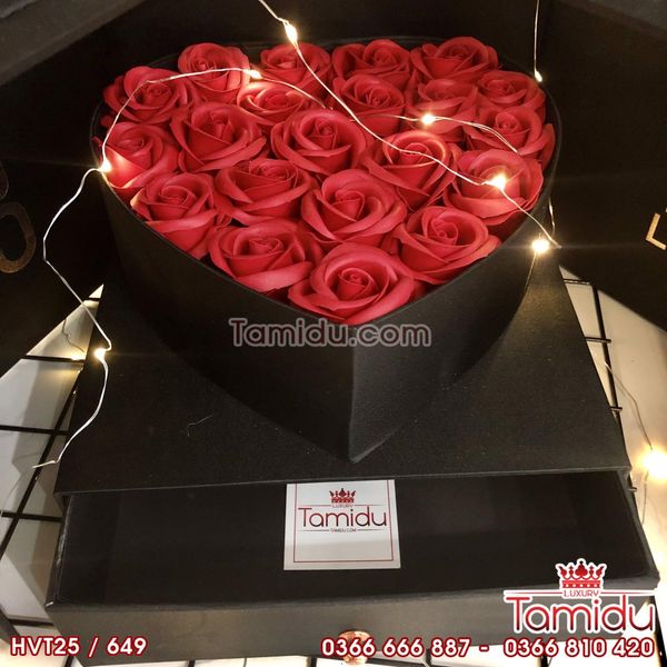 Hộp Vuông Trái Tim Hoa Sáp Thơm Siêu Cấp 25 bông