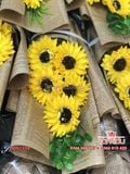 Bó Hoa Sáp Hương Dương 5 Bông Gói Giấy Báo - Mẫu Hoa Tặng Các Dịp Lễ Không Héo Không Tàn