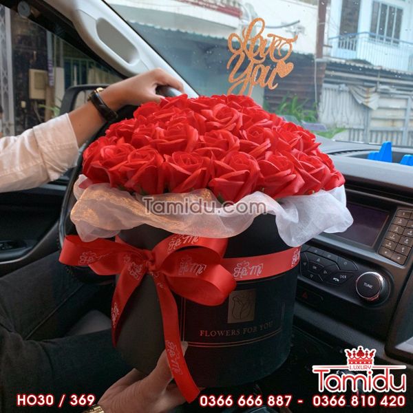 Hộp Trụ Hoa Hồng Sáp 30 Bông Màu ĐỎ