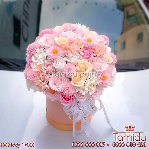 Hộp Hoa Mix Cầu Vồng