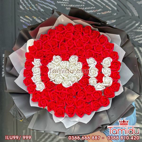 Bó hoa hồng sáp 99 bông I LOVE YOU Đỏ