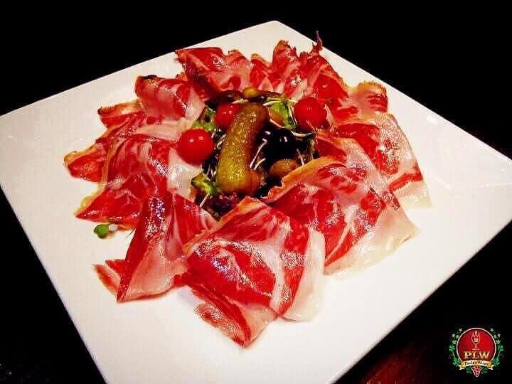 Paula's Wines - Mandarin Garden Hoàng Minh Giám