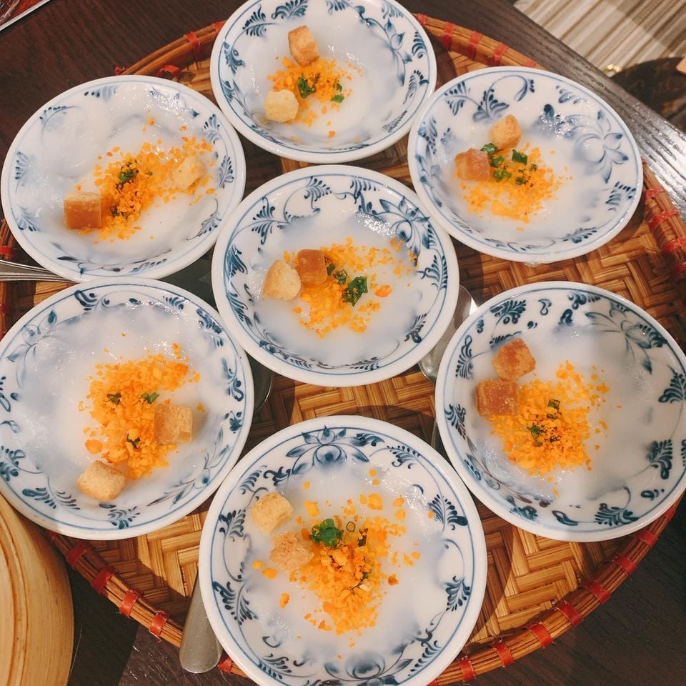 Huế Restaurant - Đào Tấn