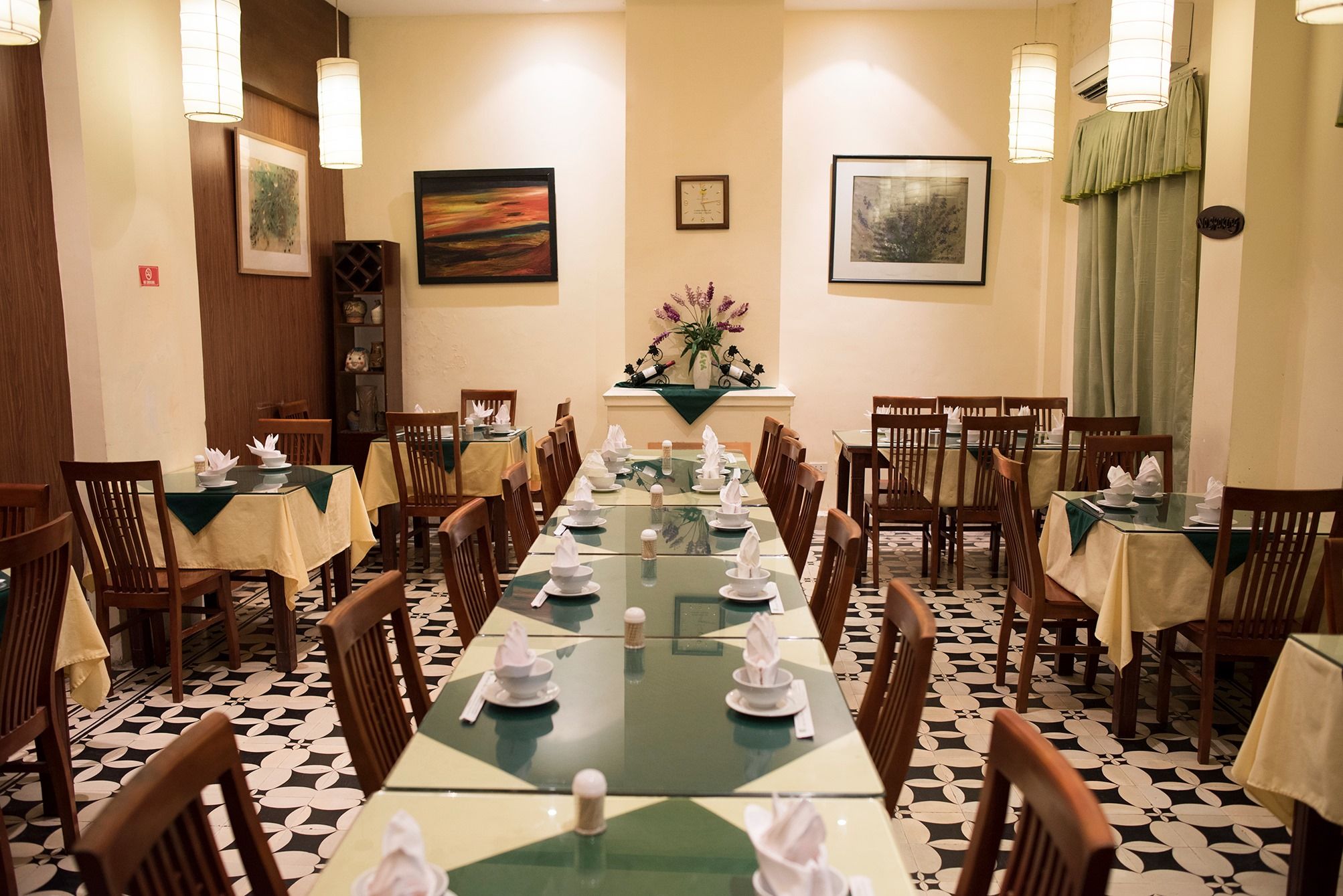 Cơm Chay Nàng Tấm - 79A Trần Hưng Đạo