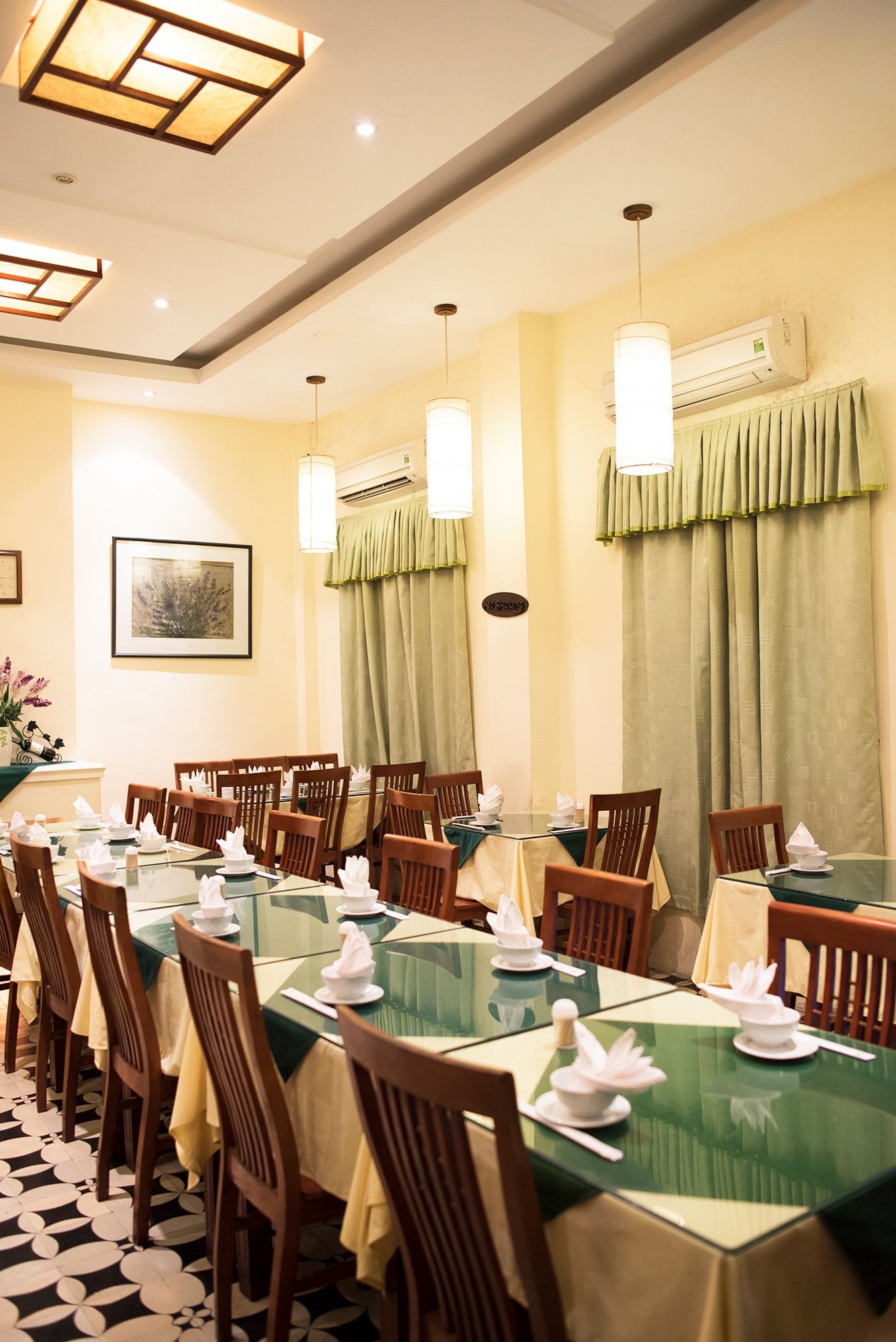 Cơm Chay Nàng Tấm - 79A Trần Hưng Đạo