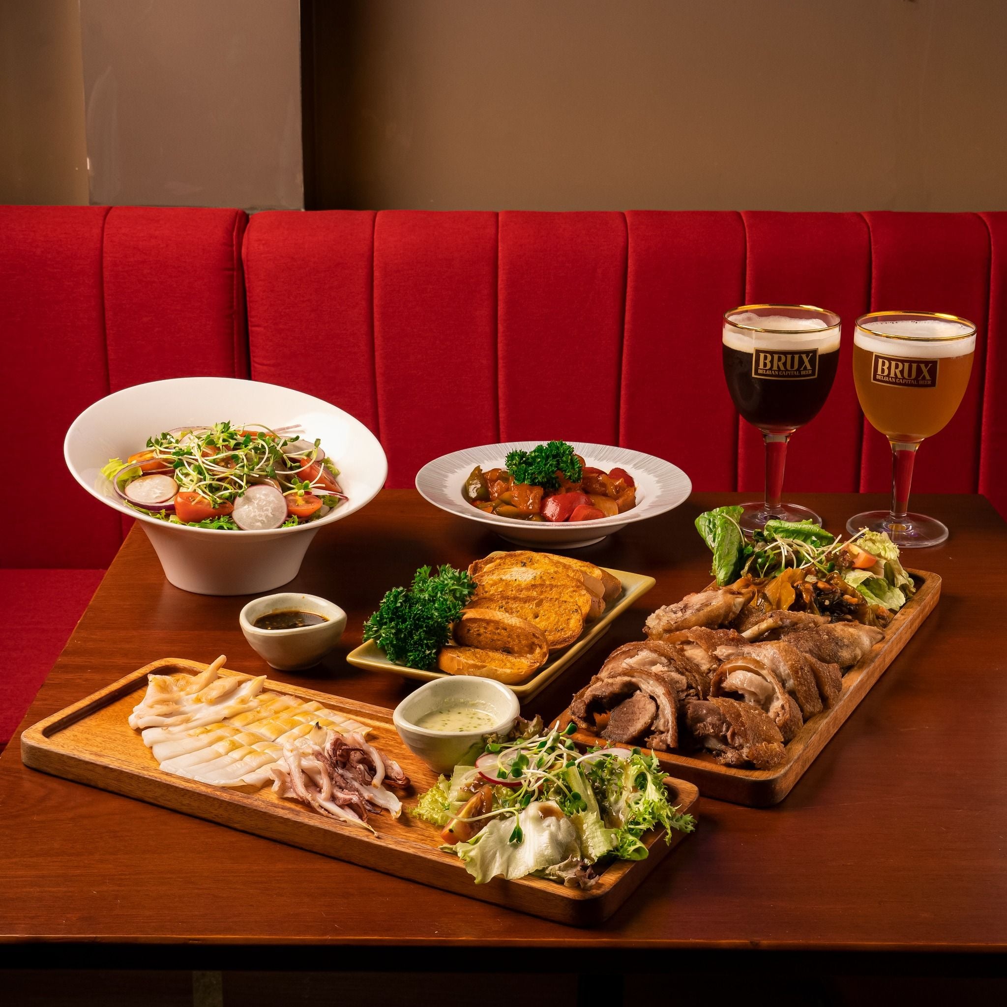 Brux Belgian Capital Beer - Trần Quốc Hoàn