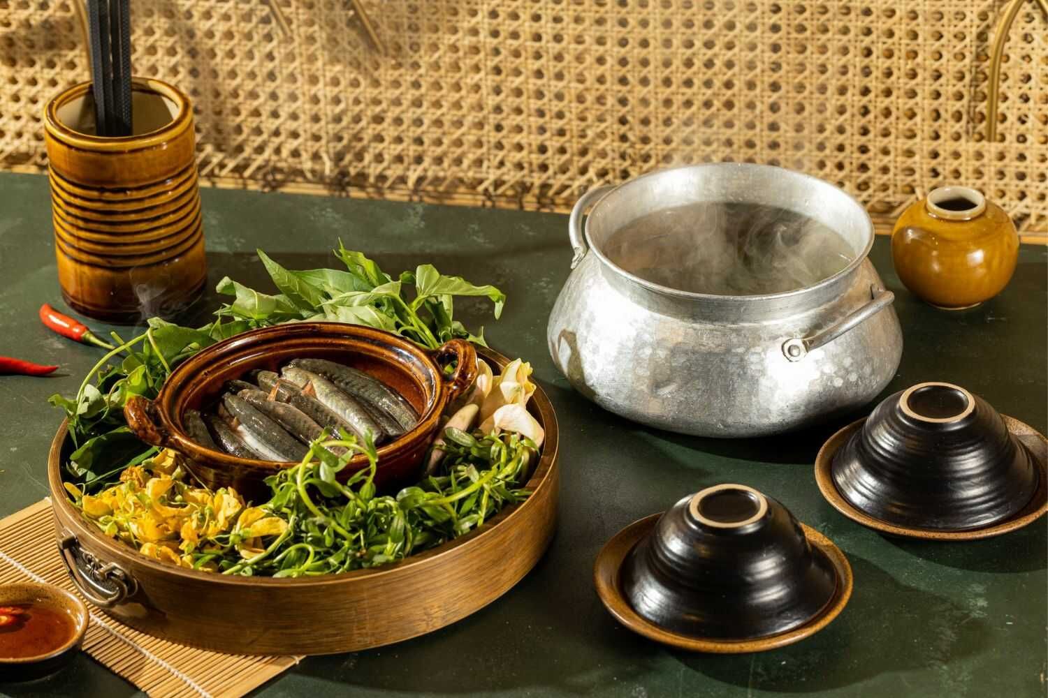 Sỉn Quán - 47 Bát Đàn