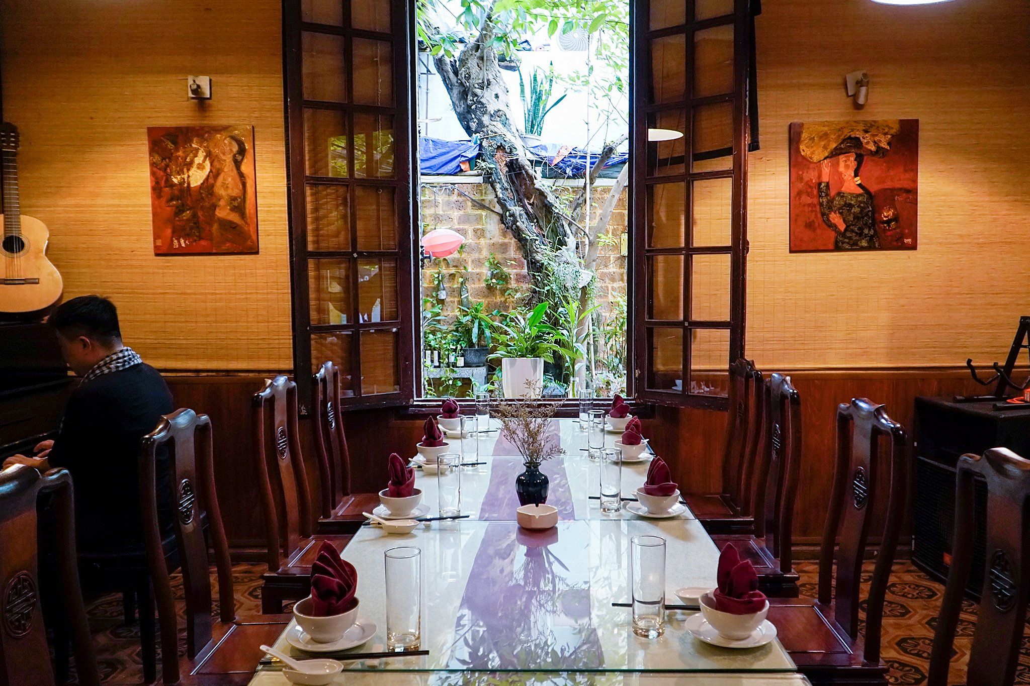 Old Hanoi Restaurant - Tôn Thất Thiệp