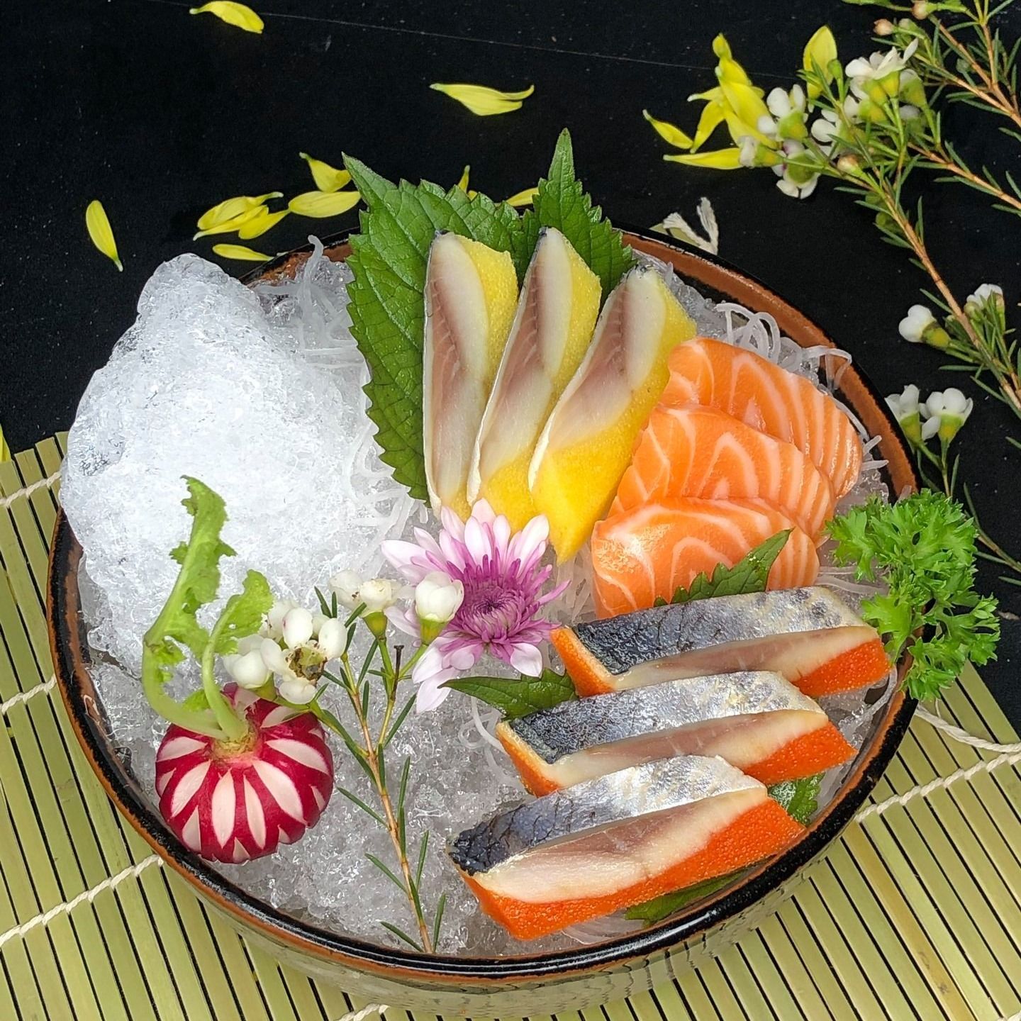 Let's Sushi - 37S5 KĐT Hà Tiên