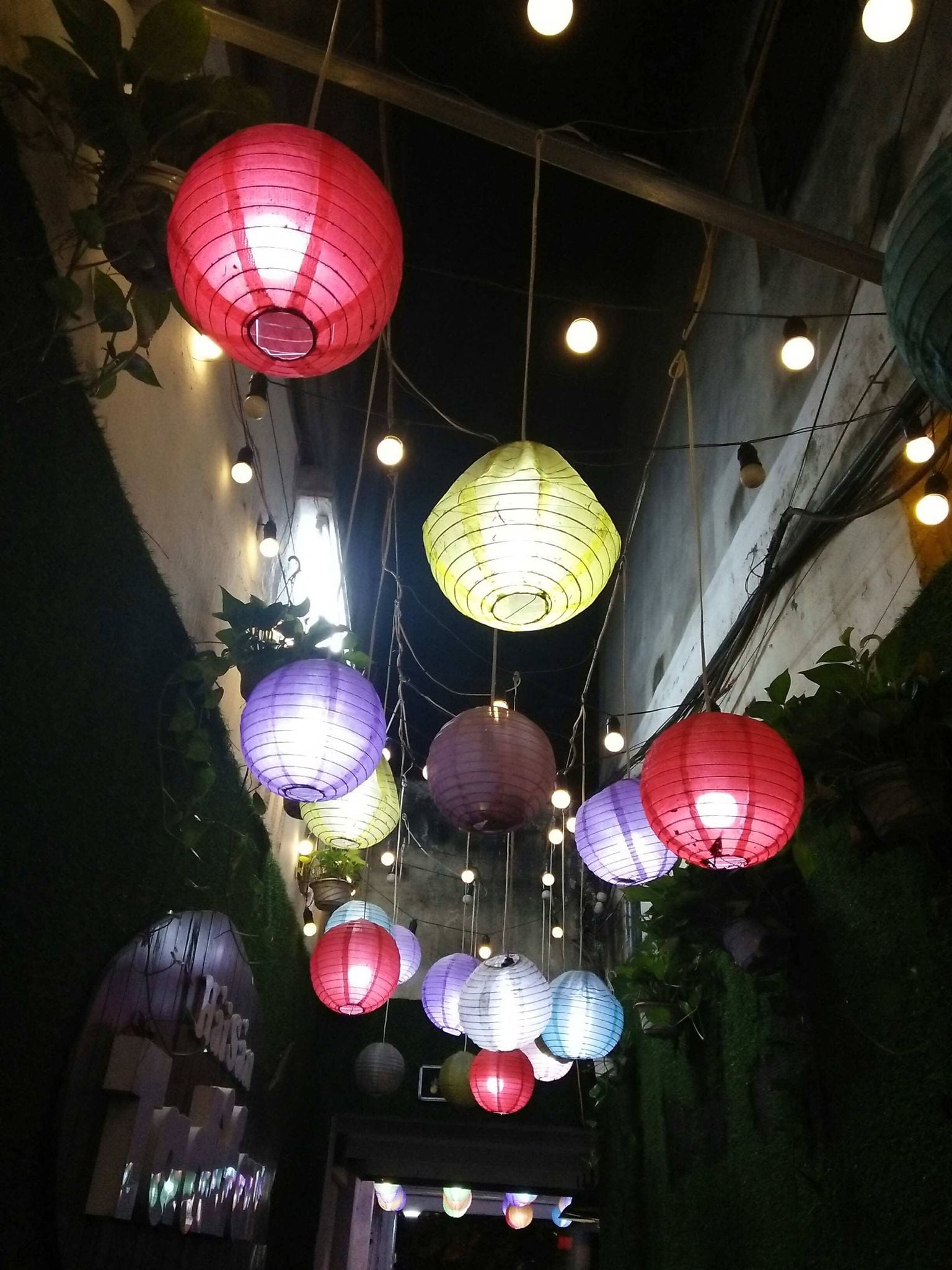 Tadifar - Đường Láng