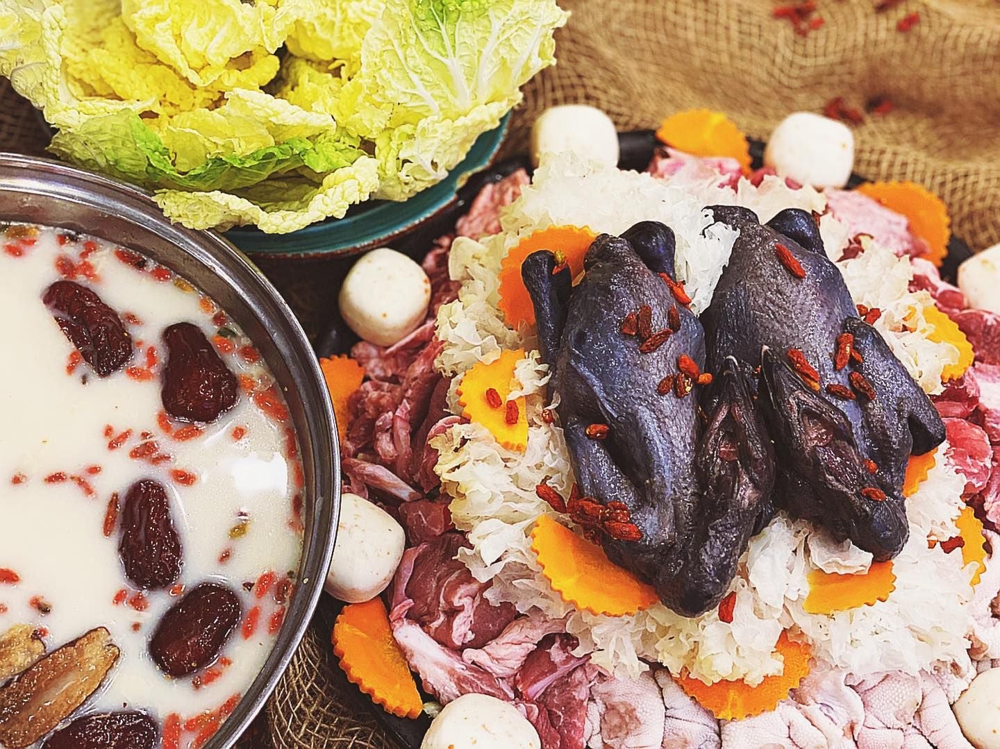 Phủi Quán - Hàng Bột