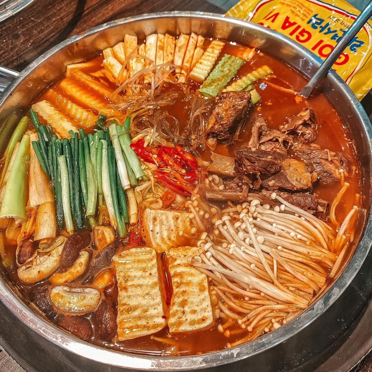 Jeonbok - TTTM Vinhomes Metropolis Liễu Giai