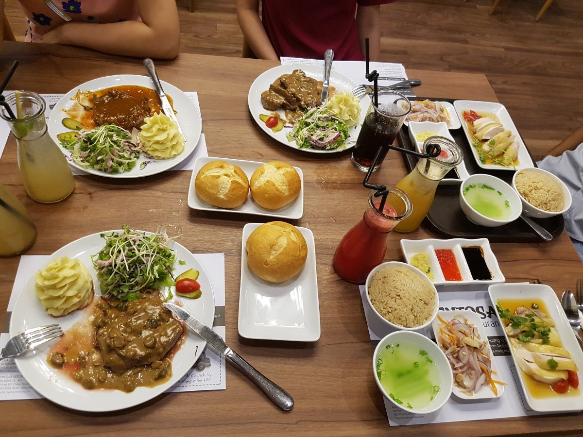 Sentosa - Phan Bội Châu