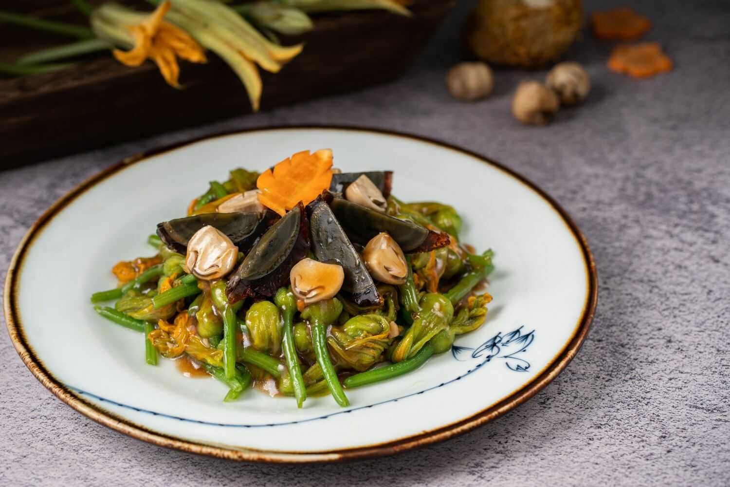 Hoàng Yến Cuisine - Tôn Dật Tiên