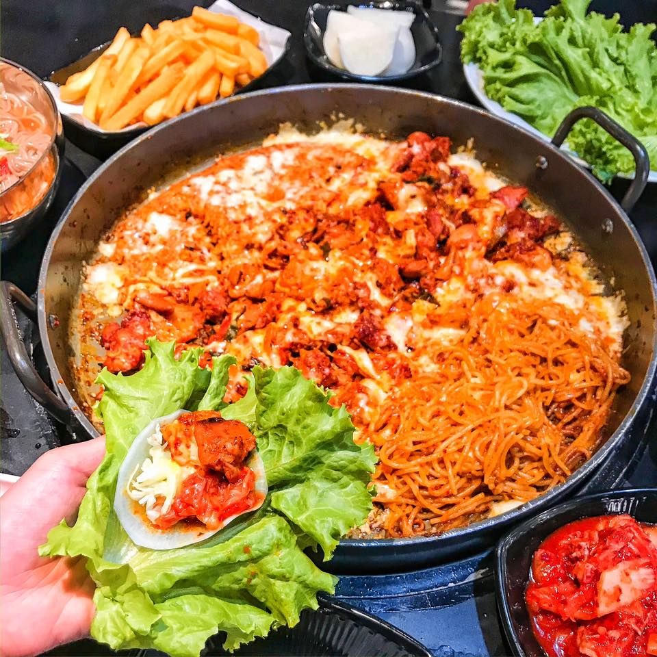 Mr.Dakgalbi - Phan Bội Châu