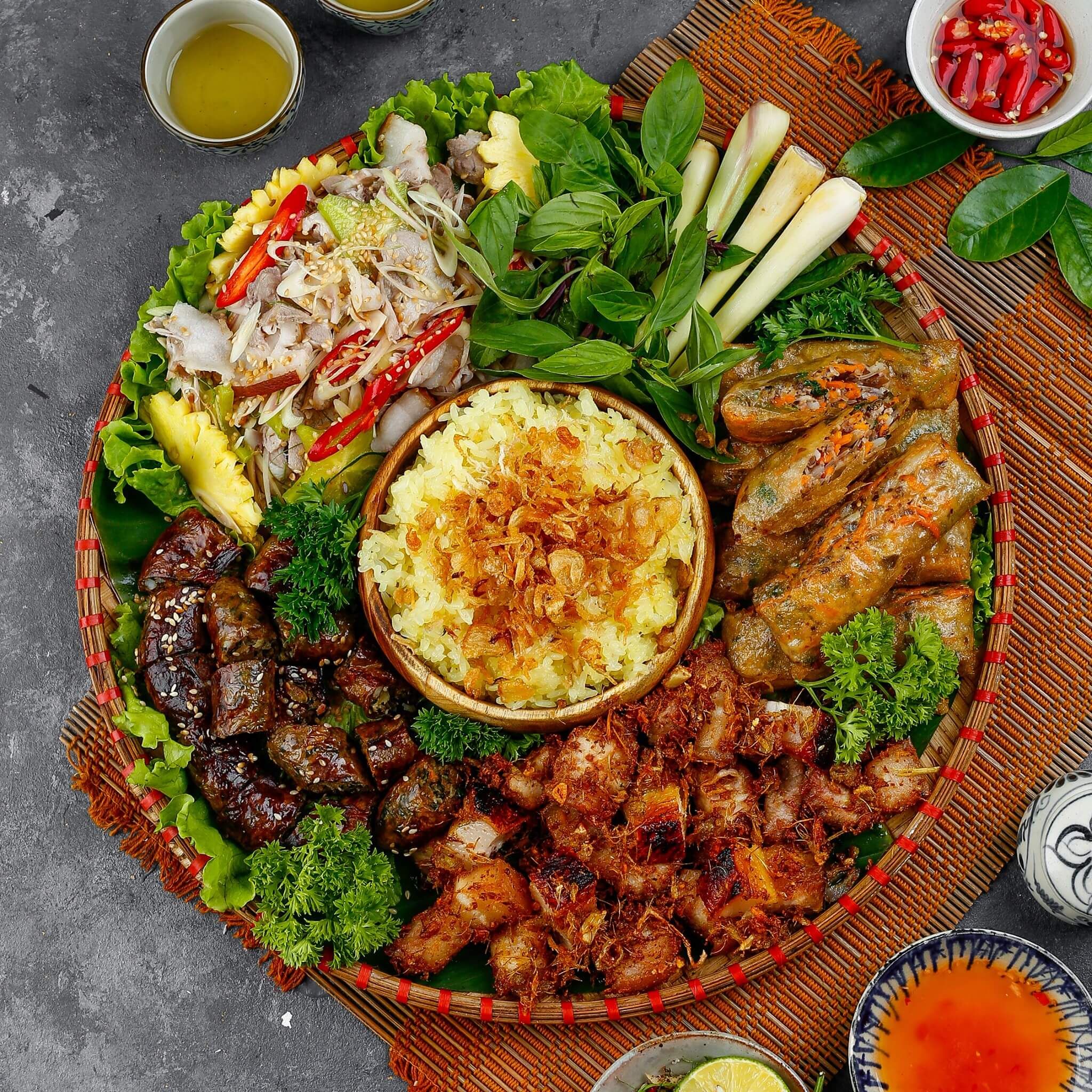 Thiên Sơn Quán - Bờ Sông