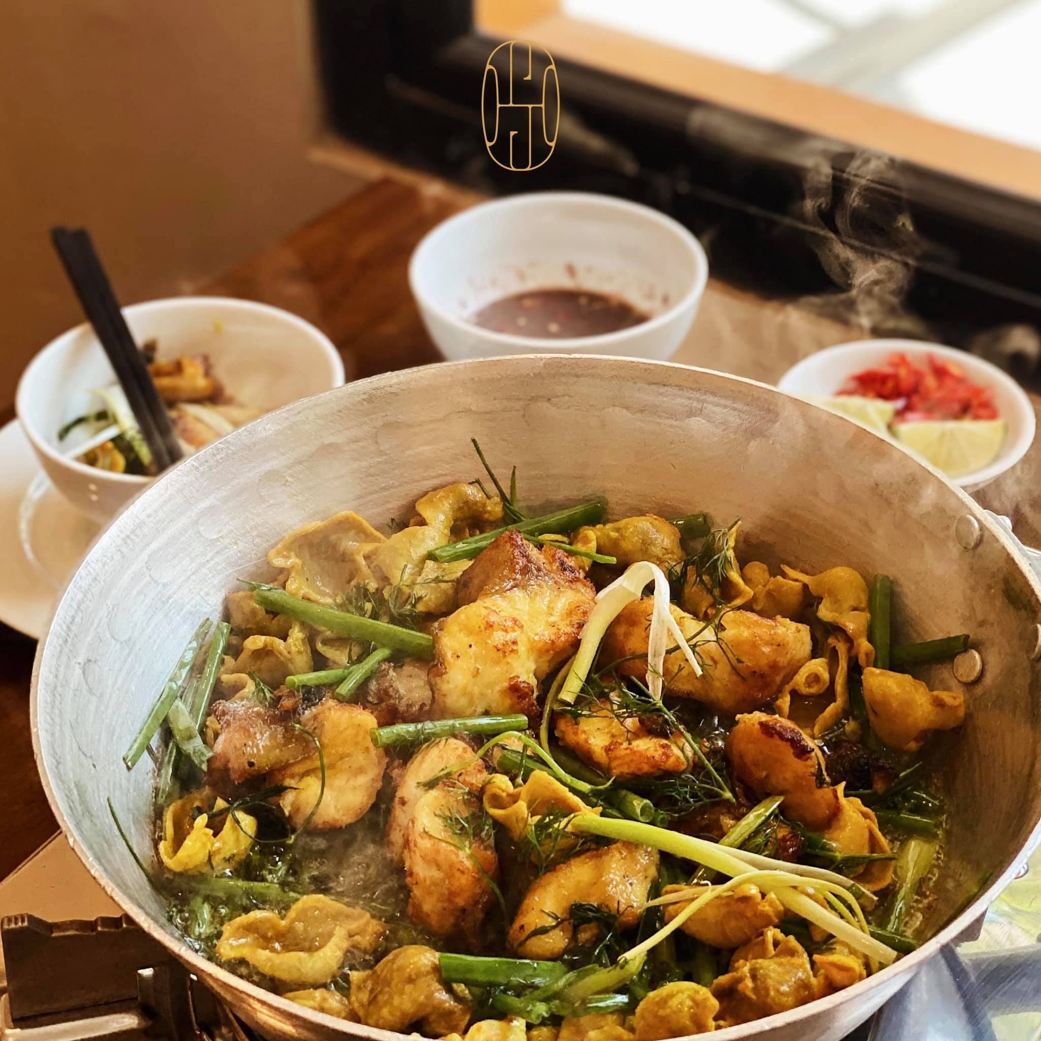 Chả Cá Hàng Sơn - Bà Triệu