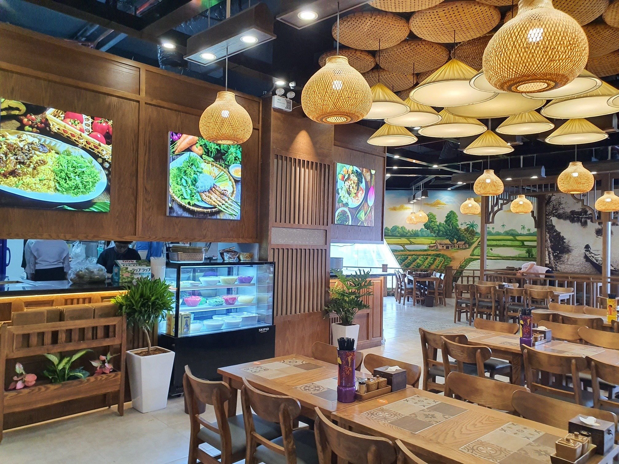 Nét Huế - TTTM Megamall Long Biên