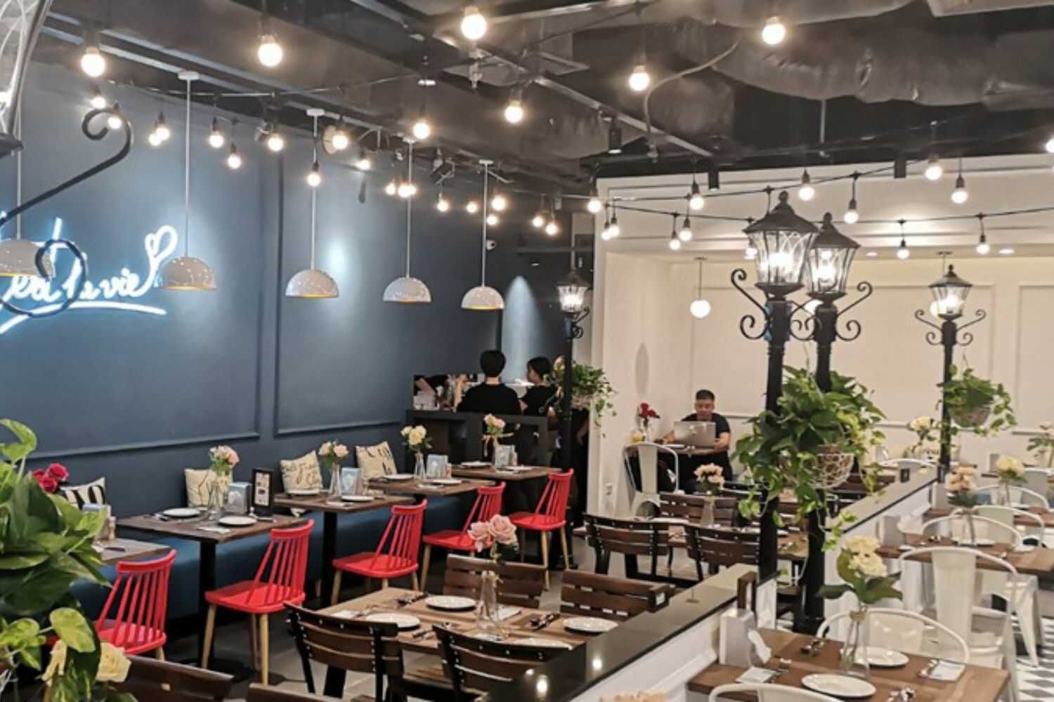 Le Monde Steak - Nguyễn Trãi
