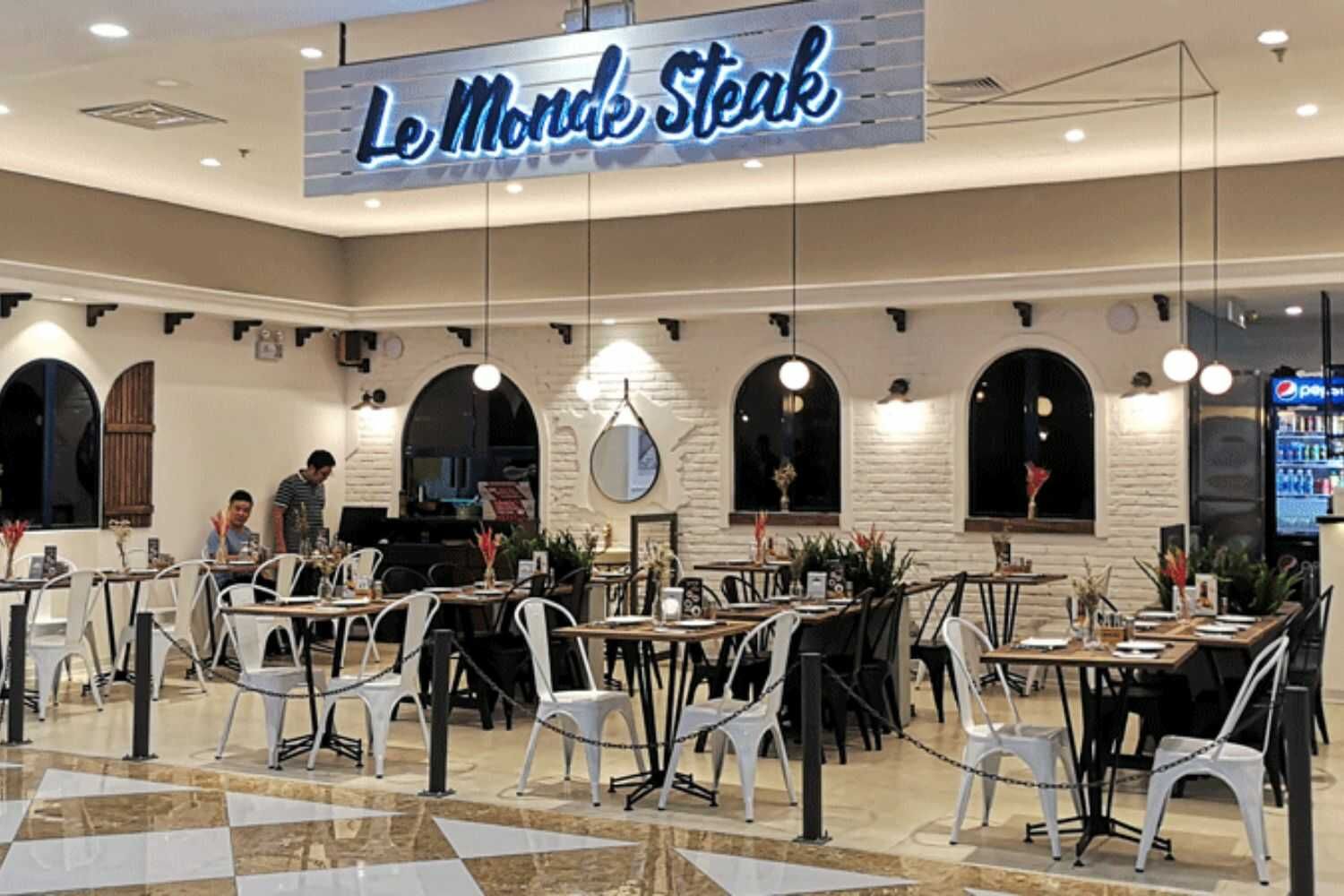 Le Monde Steak - Minh Khai