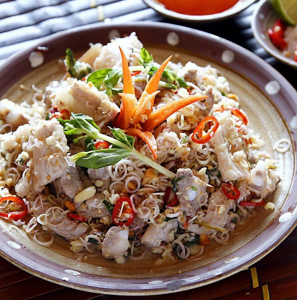 Tùng Lâm - Nguyễn Khang