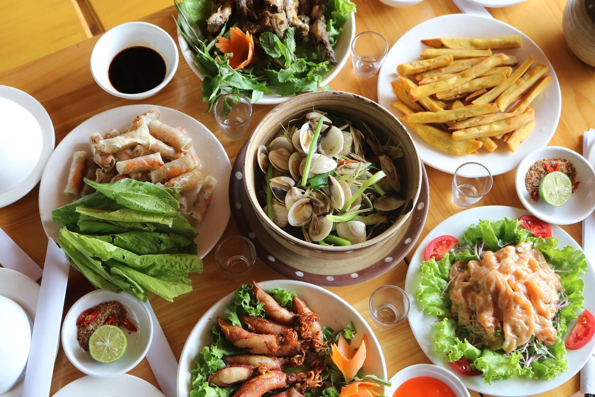Tùng Lâm - Nguyễn Khang