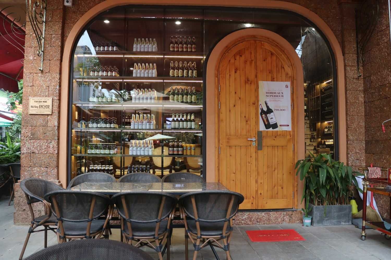 The Anchor - Lê Thanh Nghị