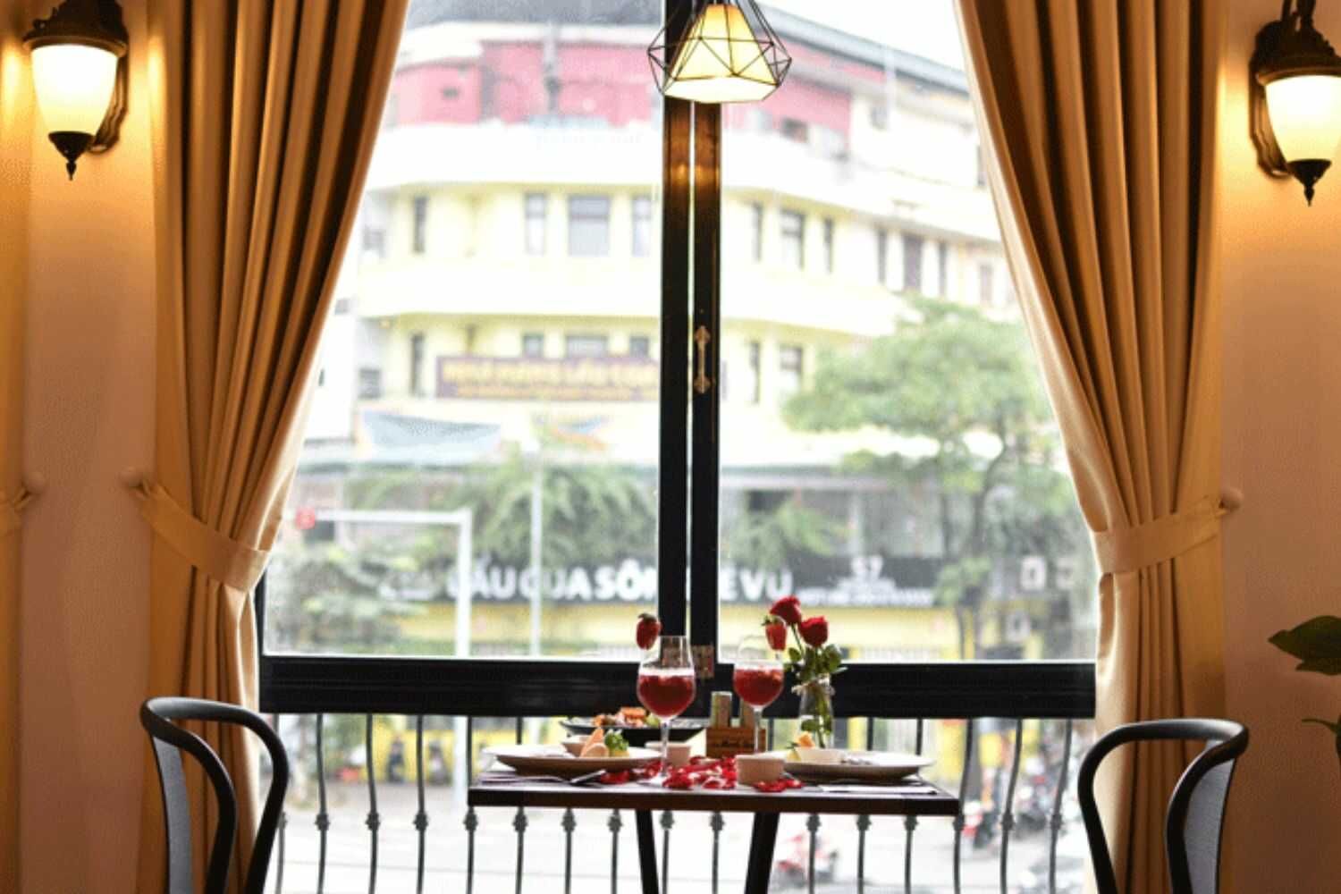 Le Monde Steak - Trung Hòa