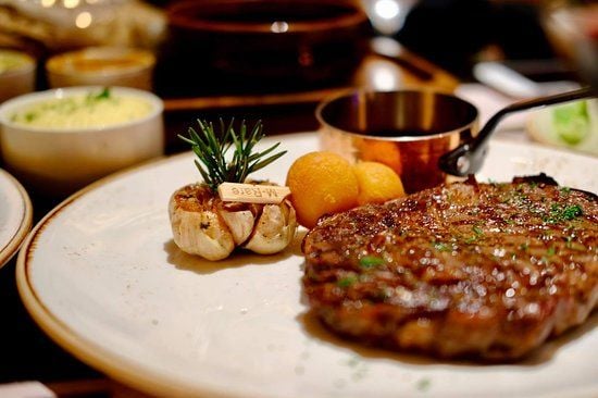 Moo Beef Steak - Nguyễn Khánh Toàn