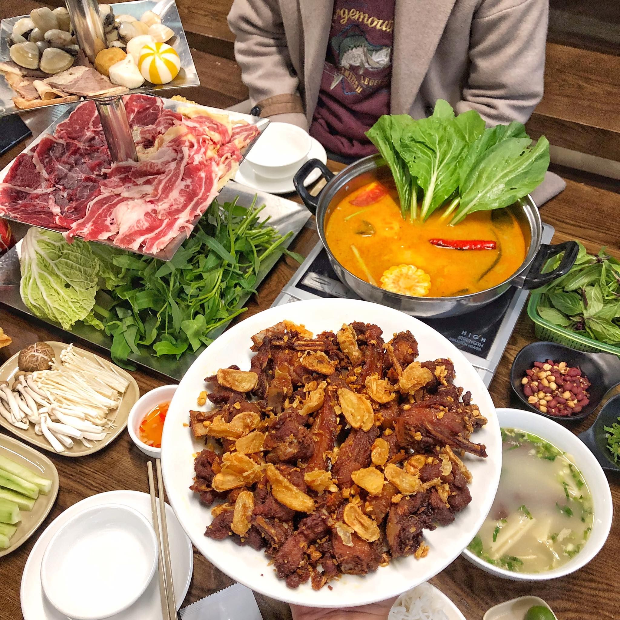 The Cocary - Phạm Ngọc Thạch