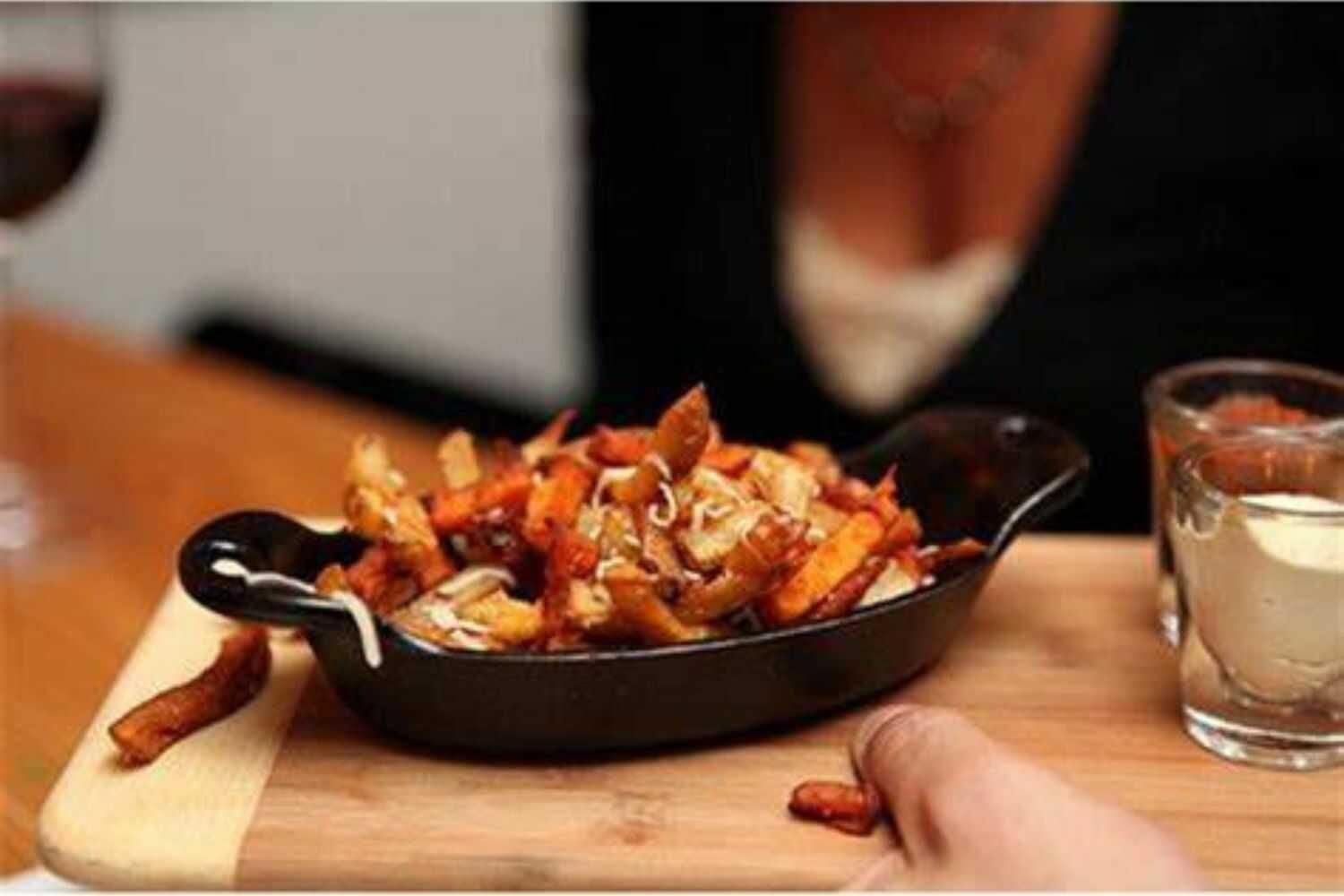 Cowboy Jack's Saloon - Tràng Thi