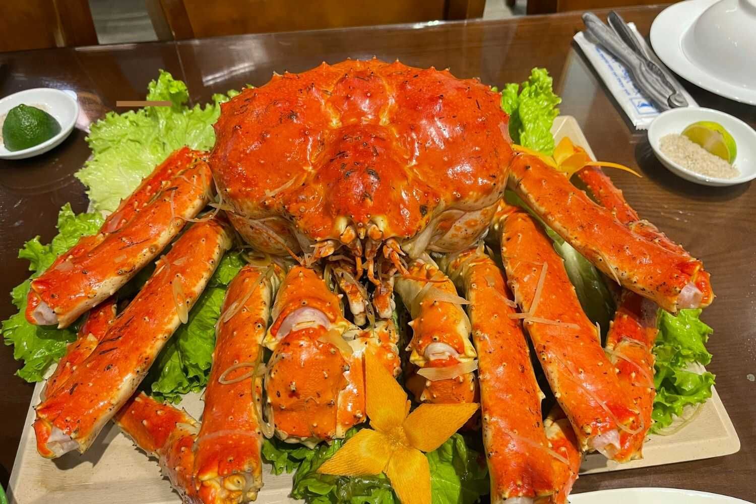 Hải Sản Xóm Vắng - Nguyễn Cơ Thạch