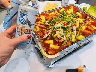 Xiu Yan - Nguyễn Chánh