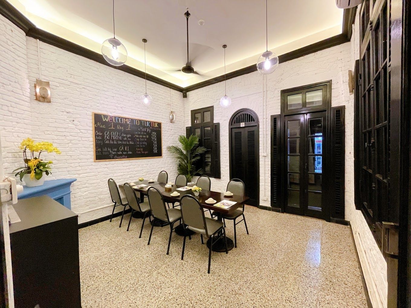 Tuktuk Thai Bistro - Lý Tự Trọng