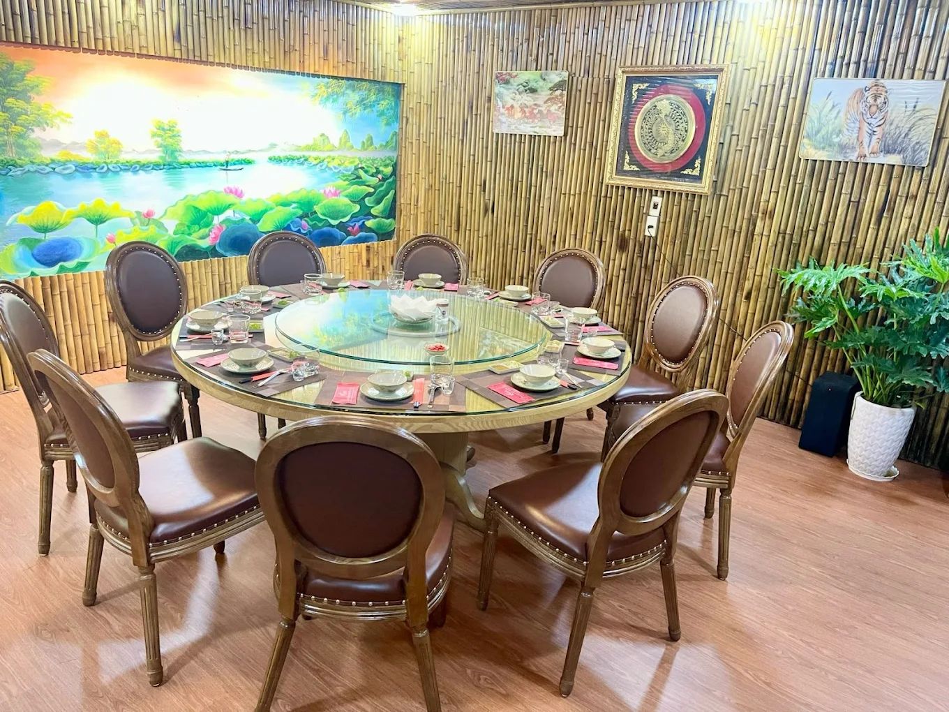Sen Tràng An - Phạm Văn Nghị