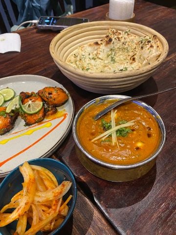 Swad Kitchen - 7 Lương Văn Can