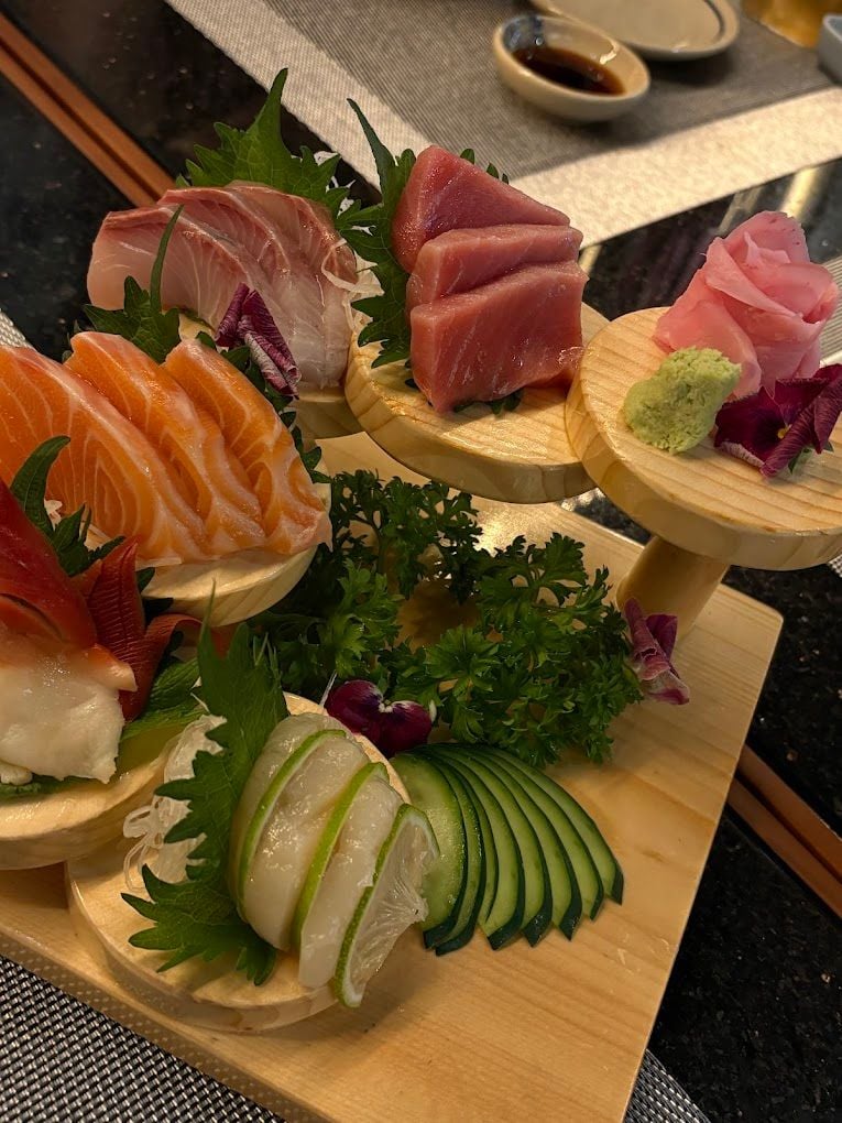 Mutsumian Omakase - 15/1 Lê Thánh Tôn