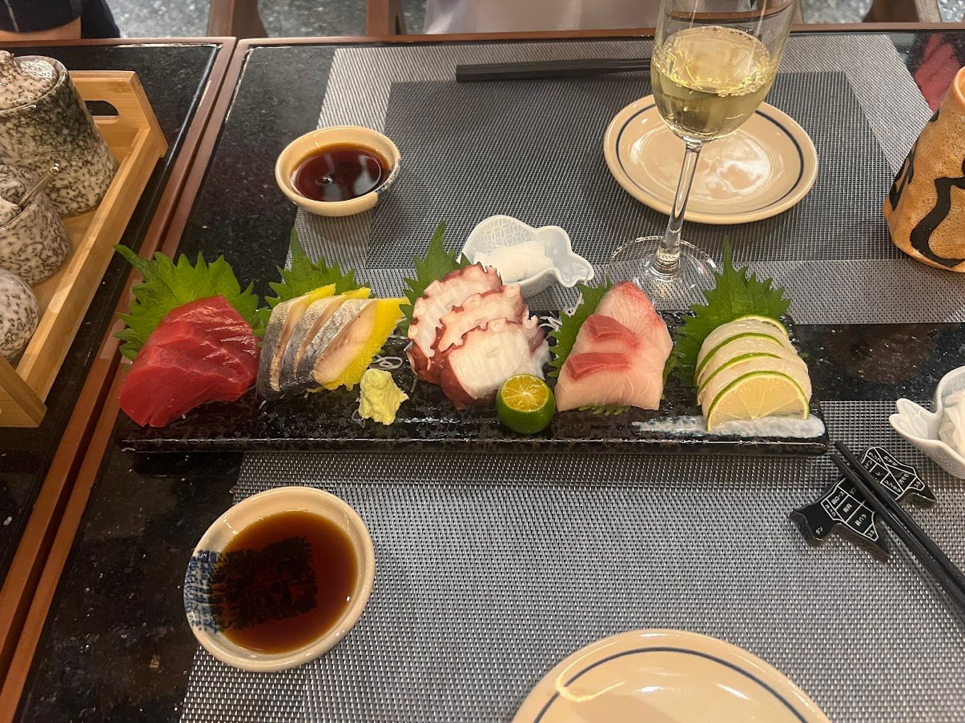 Mutsumian Omakase - 15/1 Lê Thánh Tôn