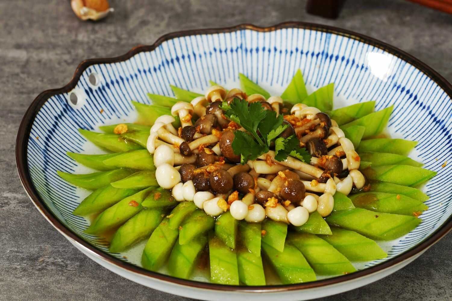 Hoàng Yến Cuisine - Tôn Dật Tiên