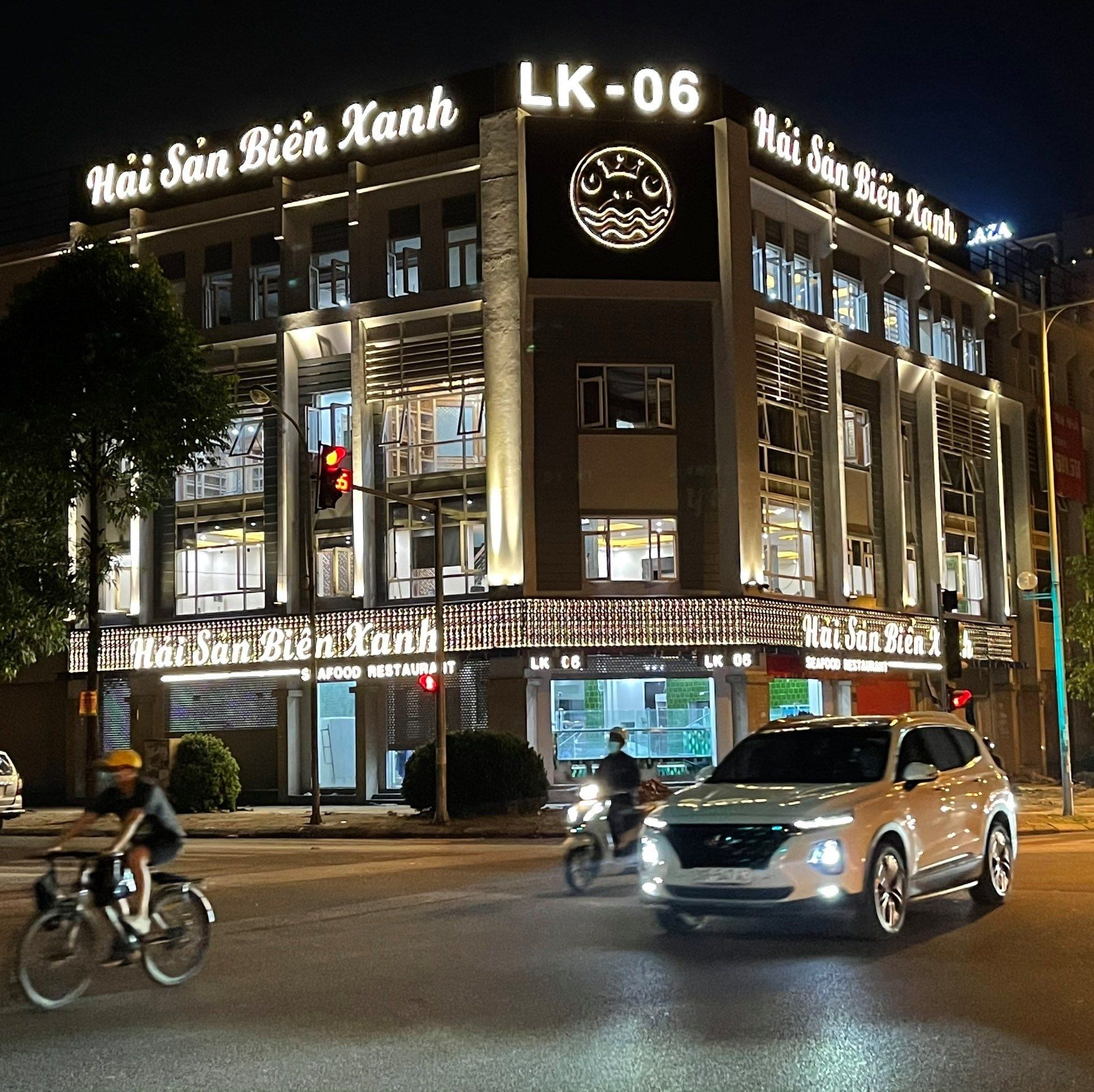 Hải Sản Biển Xanh - LK06 Vũ Trọng Khánh