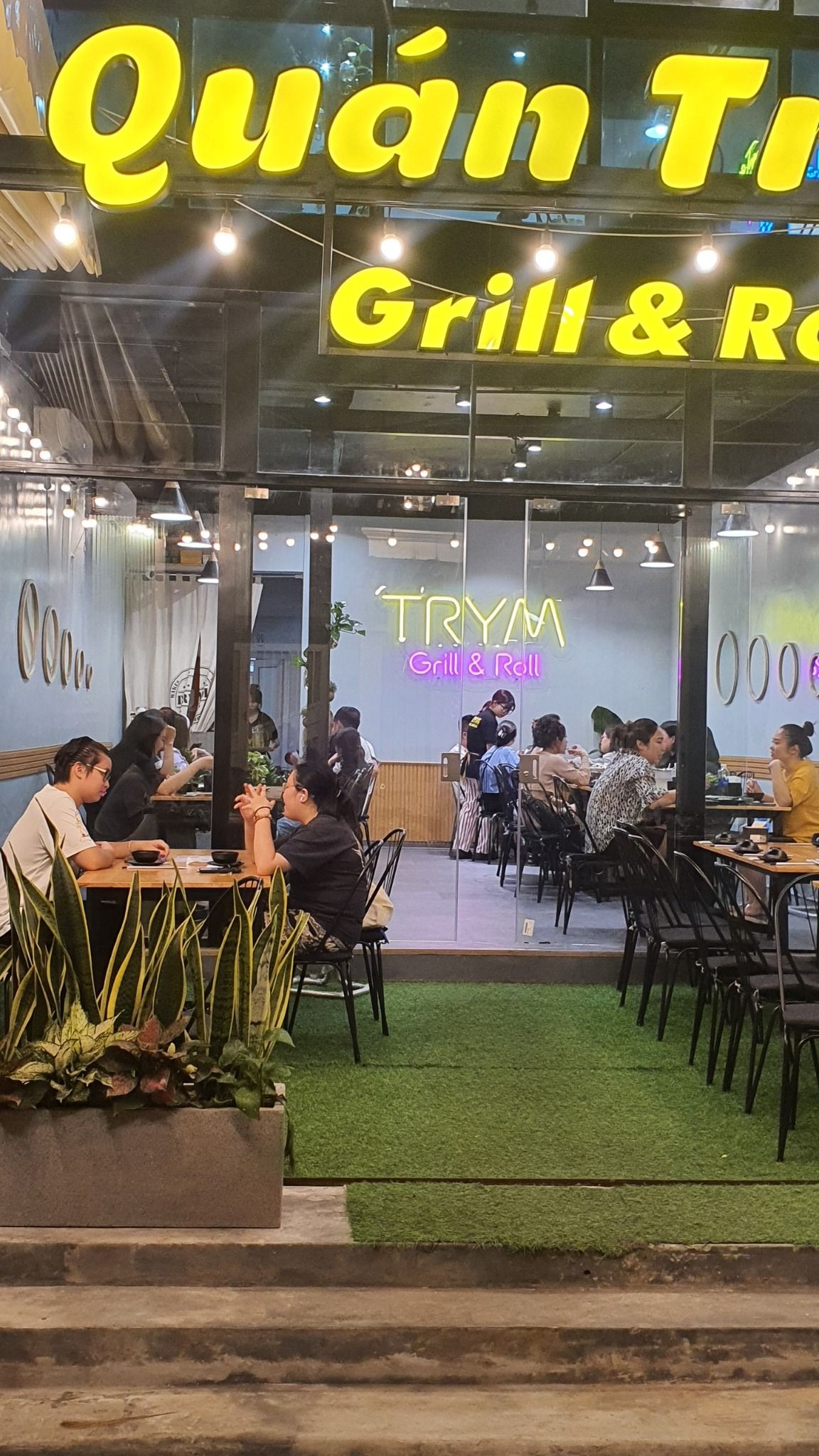 Trym Grill and Roll - Nguyễn Thượng Hiền