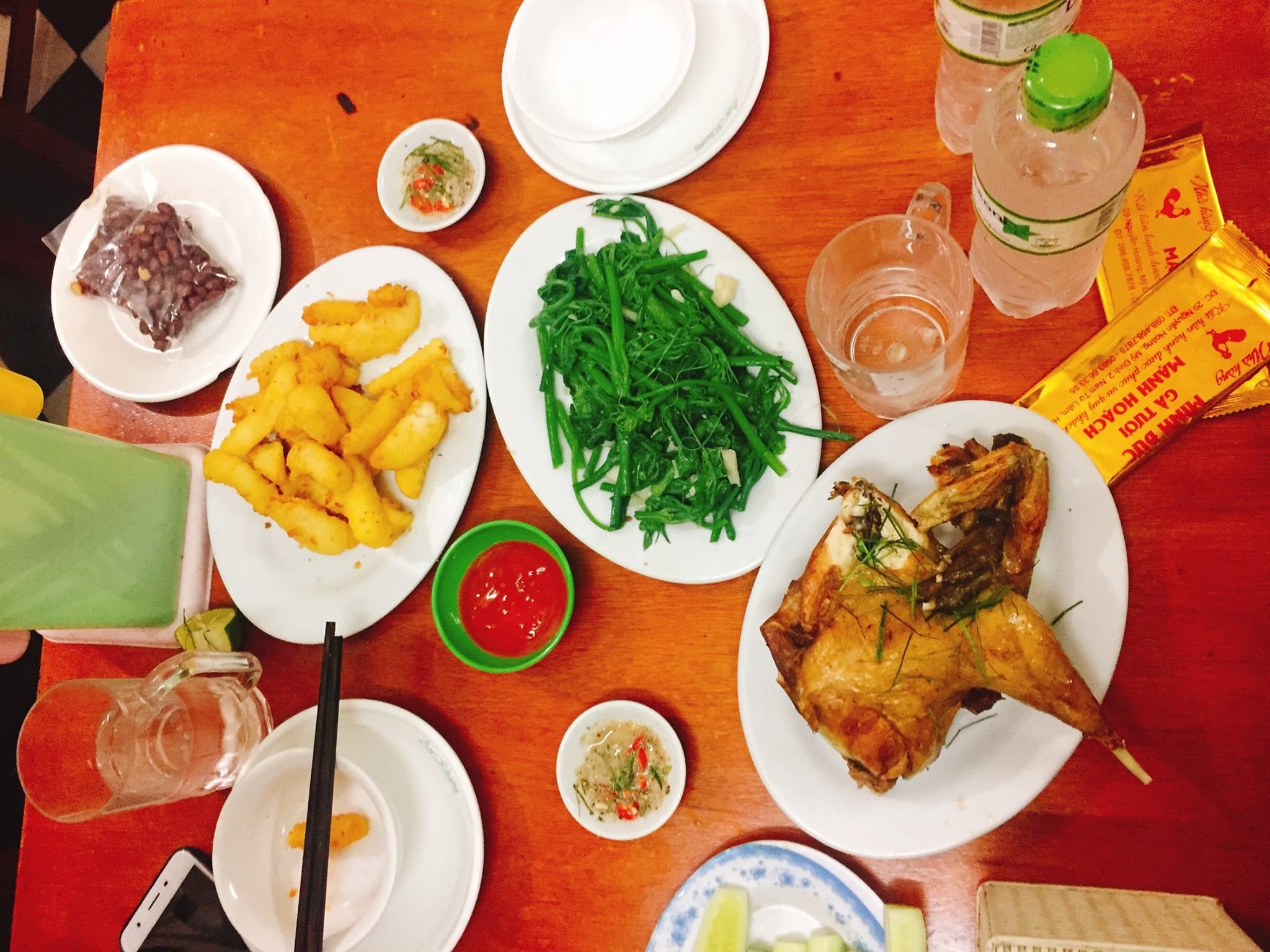 Gà Tươi Mạnh Hoạch Minh Đức - Nguyễn Hoàng