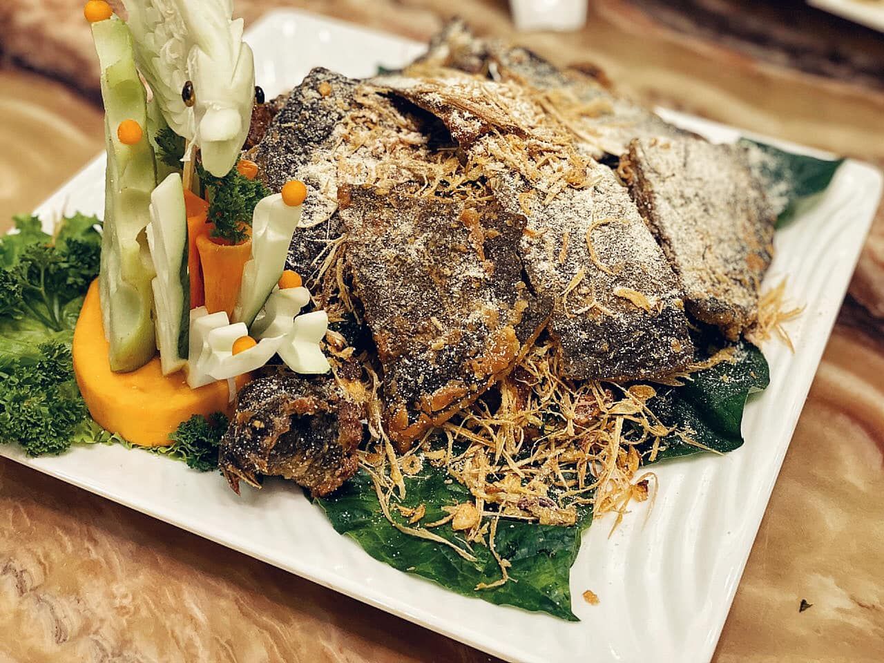 Châu Giang - 4 Mạc Thái Tổ