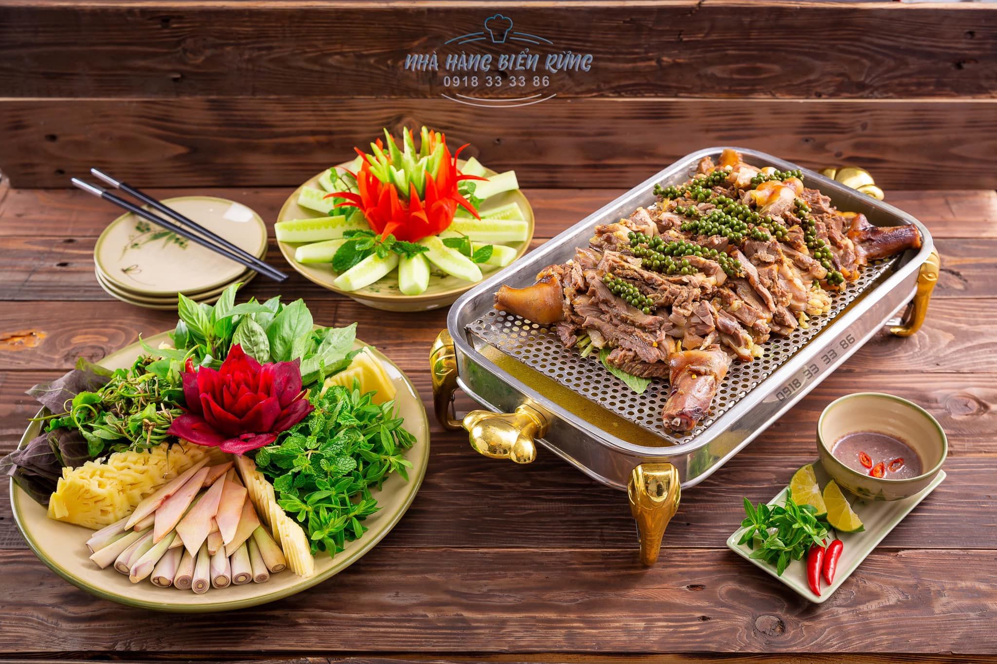 Biển Rừng - 110 Vũ Phạm Hàm